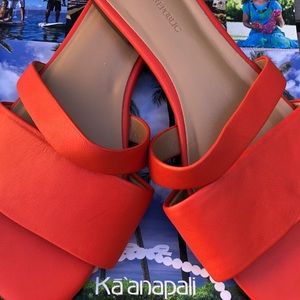 NWOT Banana Republic Coral Sandal